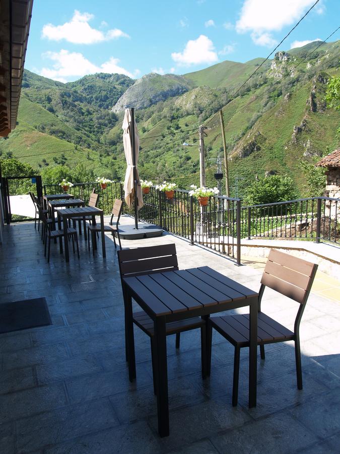 Hotel La Casona De Llerices Onís Esterno foto